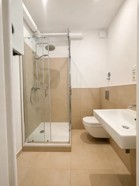 2 Zimmer mit offener Wohnküche und eigener Terrasse — photo 1